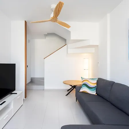 Home2book Modern Retreat With Pool & Terrace Apartman